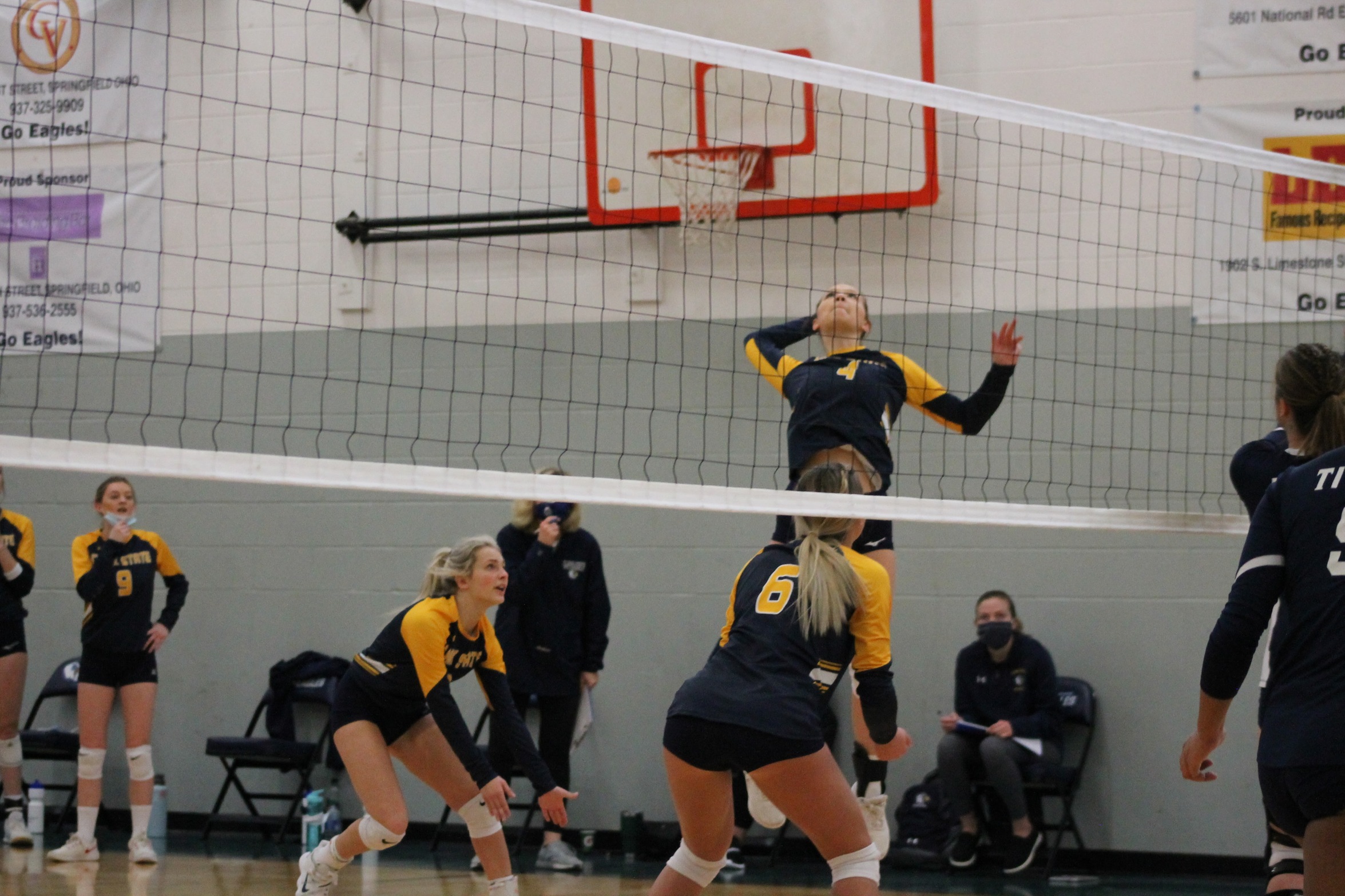 Eagles Volleyball Team Proves Hard to Beat